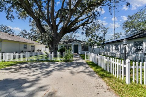 Villa ou maison à vendre à Tampa, Floride: 3 chambres, 110.37 m2 № 1410342 - photo 4