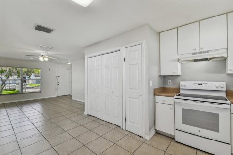 Villa ou maison à vendre à Tampa, Floride: 3 chambres, 110.37 m2 № 1410342 - photo 24