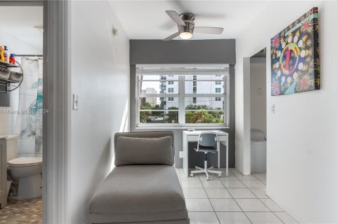 Condominio en venta en Fort Lauderdale, Florida, 32.7 m2 № 1391679 - foto 8