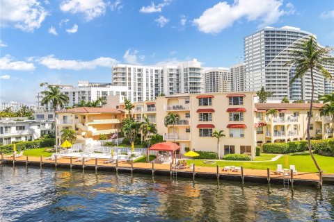 Copropriété à vendre à Fort Lauderdale, Floride: 32.7 m2 № 1391679 - photo 3