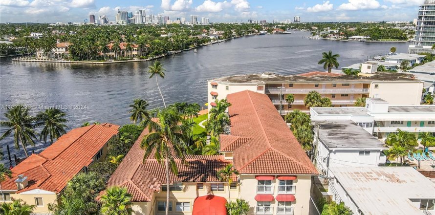 Studio à Condo à Fort Lauderdale, Floride  № 1391679