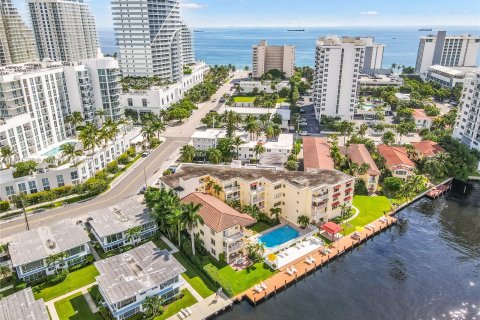 Copropriété à vendre à Fort Lauderdale, Floride: 32.7 m2 № 1391679 - photo 20