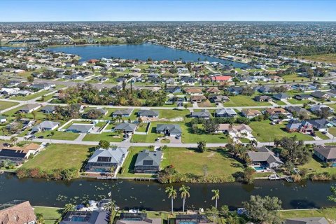 Terreno en venta en Cape Coral, Florida № 1419193 - foto 26