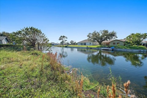 Terreno en venta en Cape Coral, Florida № 1419193 - foto 3