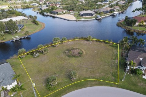 Terreno en venta en Port Charlotte, Florida № 1083019 - foto 2