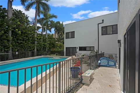 Immobilier commercial à vendre à Highland Beach, Floride: 747.03 m2 № 175427 - photo 29