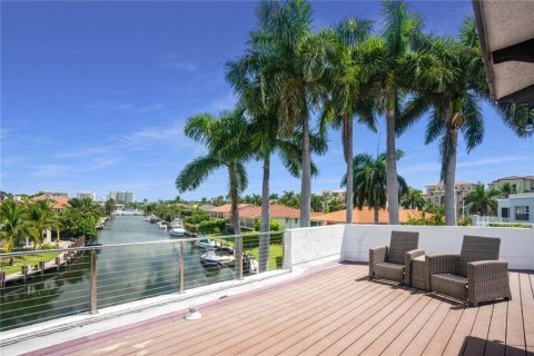 Immobilier commercial à vendre à Highland Beach, Floride: 747.03 m2 № 175427 - photo 10