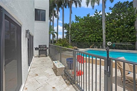 Immobilier commercial à vendre à Highland Beach, Floride: 747.03 m2 № 175427 - photo 25