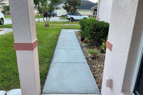 Villa ou maison à louer à Lake Suzy, Floride: 3 chambres, 145.11 m2 № 889375 - photo 3