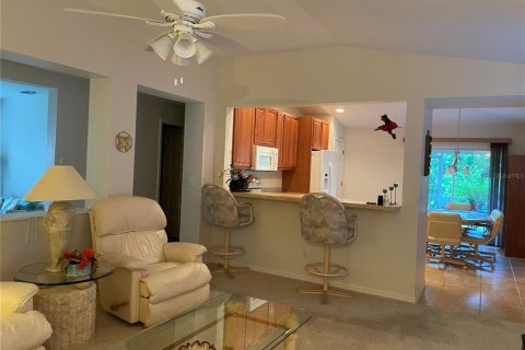 House in Lake Suzy, Florida 3 bedrooms, 145.11 sq.m. № 889375 - photo 8