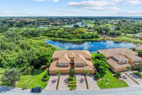 Condo in Bradenton, Florida, 3 bedrooms  № 1379191 - photo 1