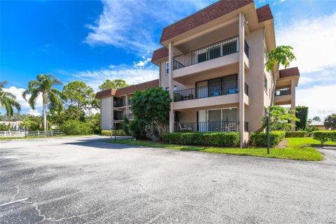 Condominio en venta en Tarpon Springs, Florida, 2 dormitorios, 99.03 m2 № 1379189 - foto 30