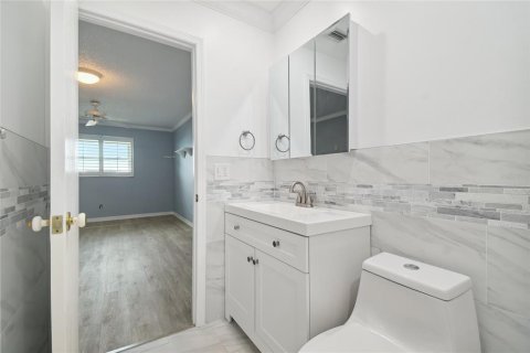 Copropriété à vendre à Tarpon Springs, Floride: 2 chambres, 99.03 m2 № 1379189 - photo 27