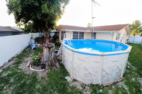 Villa ou maison à vendre à Port Richey, Floride: 2 chambres, 106.84 m2 № 1347409 - photo 11