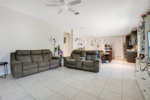 Casa en venta en Winter Haven, Florida, 4 dormitorios, 188.13 m2 № 1347056 - foto 13