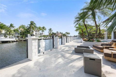 Villa ou maison à vendre à Fort Lauderdale, Floride: 5 chambres, 550.45 m2 № 963516 - photo 15