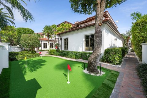 Villa ou maison à vendre à Fort Lauderdale, Floride: 5 chambres, 550.45 m2 № 963516 - photo 14