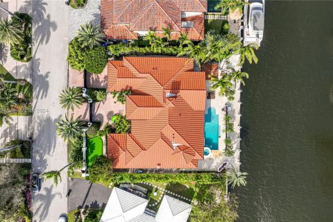 Villa ou maison à vendre à Fort Lauderdale, Floride: 5 chambres, 550.45 m2 № 963516 - photo 9