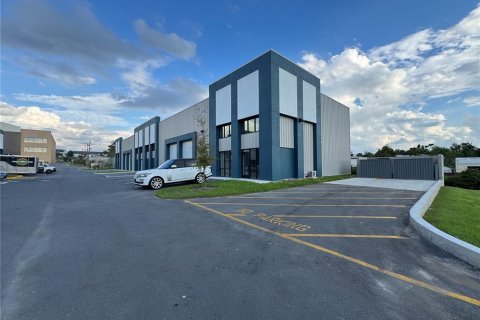 Immobilier commercial à vendre à Clermont, Floride: 88.26 m2 № 1390196 - photo 10