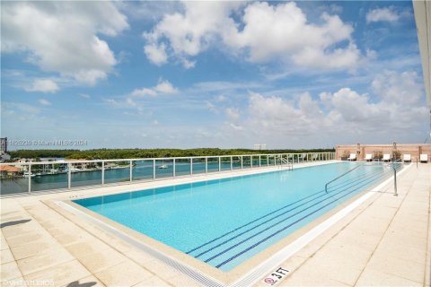 Copropriété à vendre à Sunny Isles Beach, Floride: 2 chambres, 144.28 m2 № 1271645 - photo 23