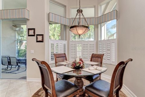 Villa ou maison à louer à Palmetto, Floride: 2 chambres, 192.21 m2 № 234008 - photo 9