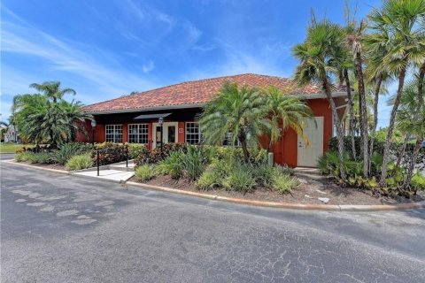 Villa ou maison à louer à Palmetto, Floride: 2 chambres, 192.21 m2 № 234008 - photo 20