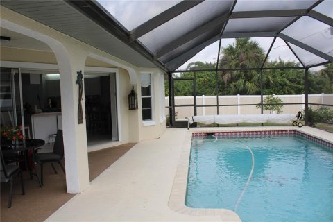 Casa en venta en Port Charlotte, Florida, 3 dormitorios, 133.31 m2 № 872612 - foto 10