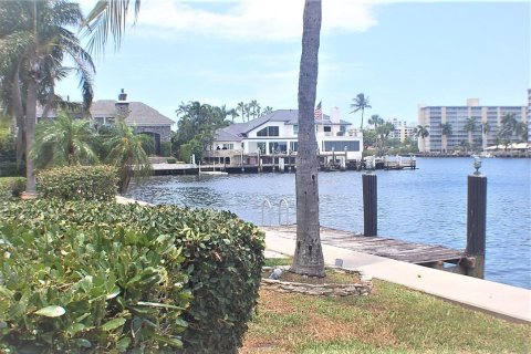 Villa ou maison à vendre à Boca Raton, Floride: 3 chambres, 173.17 m2 № 40257 - photo 7