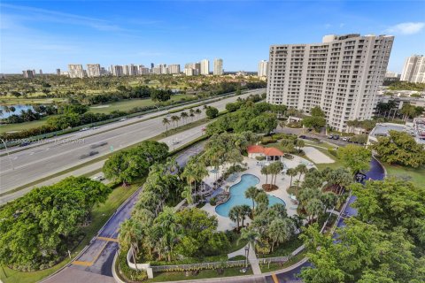 Copropriété à vendre à Aventura, Floride: 2 chambres, 105.63 m2 № 1305748 - photo 17