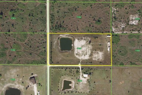 Terreno en venta en Punta Gorda, Florida № 384100 - foto 3