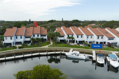 Touwnhouse à vendre à Palm Beach Gardens, Floride: 3 chambres, 152.55 m2 № 869908 - photo 12
