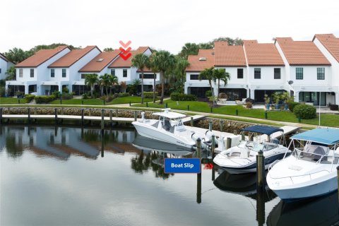 Touwnhouse à vendre à Palm Beach Gardens, Floride: 3 chambres, 152.55 m2 № 869908 - photo 4