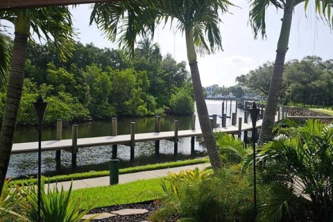 Touwnhouse à vendre à Palm Beach Gardens, Floride: 3 chambres, 152.55 m2 № 869908 - photo 14