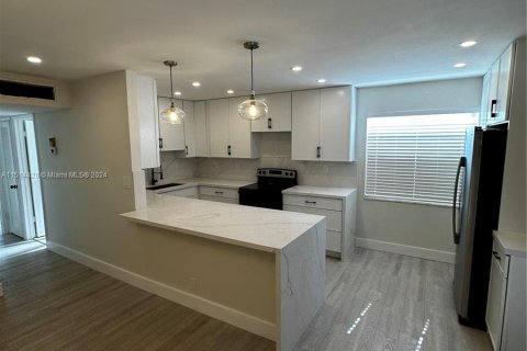 Condominio en venta en Delray Beach, Florida, 2 dormitorios, 83.8 m2 № 967759 - foto 9