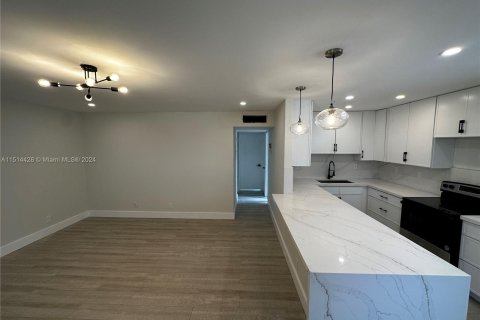 Condominio en venta en Delray Beach, Florida, 2 dormitorios, 83.8 m2 № 967759 - foto 8