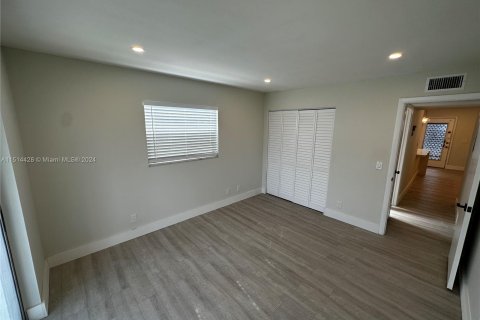 Condominio en venta en Delray Beach, Florida, 2 dormitorios, 83.8 m2 № 967759 - foto 14