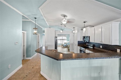 Villa ou maison à vendre à Punta Gorda, Floride: 4 chambres, 190.08 m2 № 1300717 - photo 7