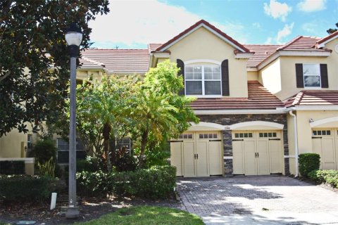 Townhouse in Orlando, Florida 3 bedrooms, 195.47 sq.m. № 1382665 - photo 1