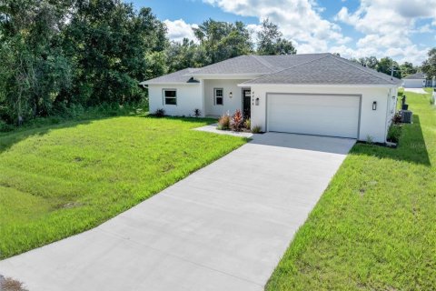 Villa ou maison à vendre à North Port, Floride: 3 chambres, 170.29 m2 № 1340465 - photo 4