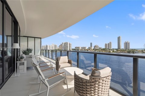 Copropriété à vendre à Aventura, Floride: 4 chambres, 289.86 m2 № 1410620 - photo 3