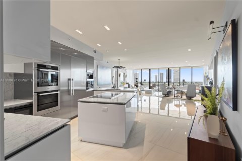 Condominio en venta en Aventura, Florida, 4 dormitorios, 289.86 m2 № 1410620 - foto 9