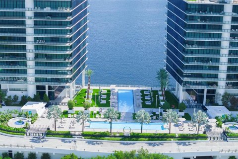 Condominio en venta en Aventura, Florida, 4 dormitorios, 289.86 m2 № 1410620 - foto 12