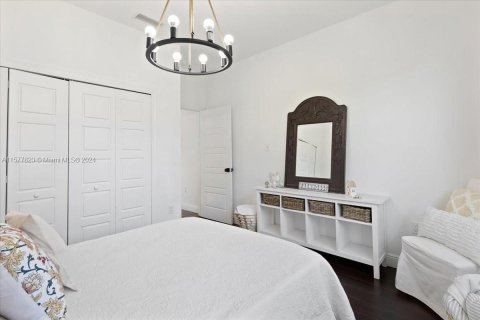 Casa en venta en Naples, Florida, 3 dormitorios, 165.46 m2 № 1150900 - foto 27