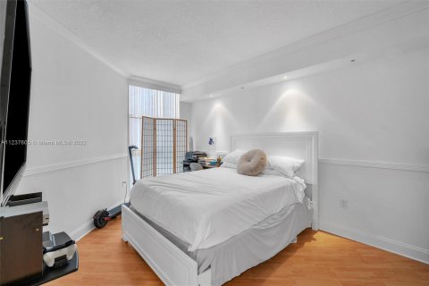 Condominio en venta en Aventura, Florida, 3 dormitorios, 197.88 m2 № 28372 - foto 13