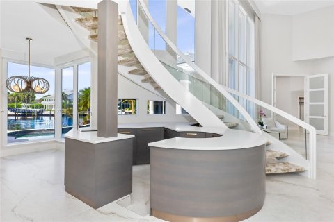 Villa ou maison à vendre à Fort Lauderdale, Floride: 4 chambres, 653.75 m2 № 1269672 - photo 14