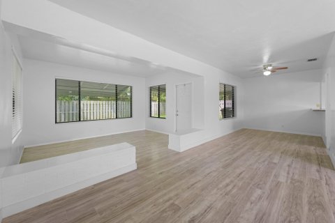 Villa ou maison à vendre à Fort Lauderdale, Floride: 3 chambres, 151.9 m2 № 1161798 - photo 3