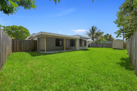 House in Fort Lauderdale, Florida 3 bedrooms, 151.9 sq.m. № 1161798 - photo 19