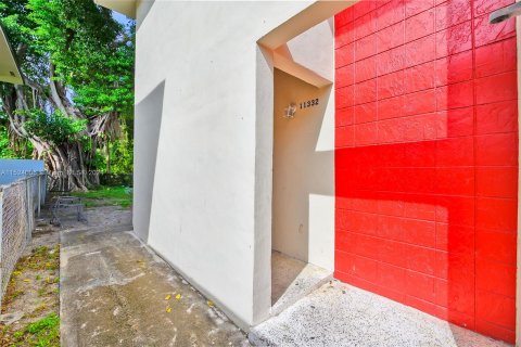 Immobilier commercial à vendre à Miami, Floride: 286.05 m2 № 980575 - photo 15