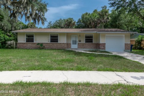 Villa ou maison à louer à Jacksonville, Floride: 3 chambres, 110.74 m2 № 774943 - photo 2