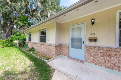 Villa ou maison à louer à Jacksonville, Floride: 3 chambres, 110.74 m2 № 774943 - photo 8